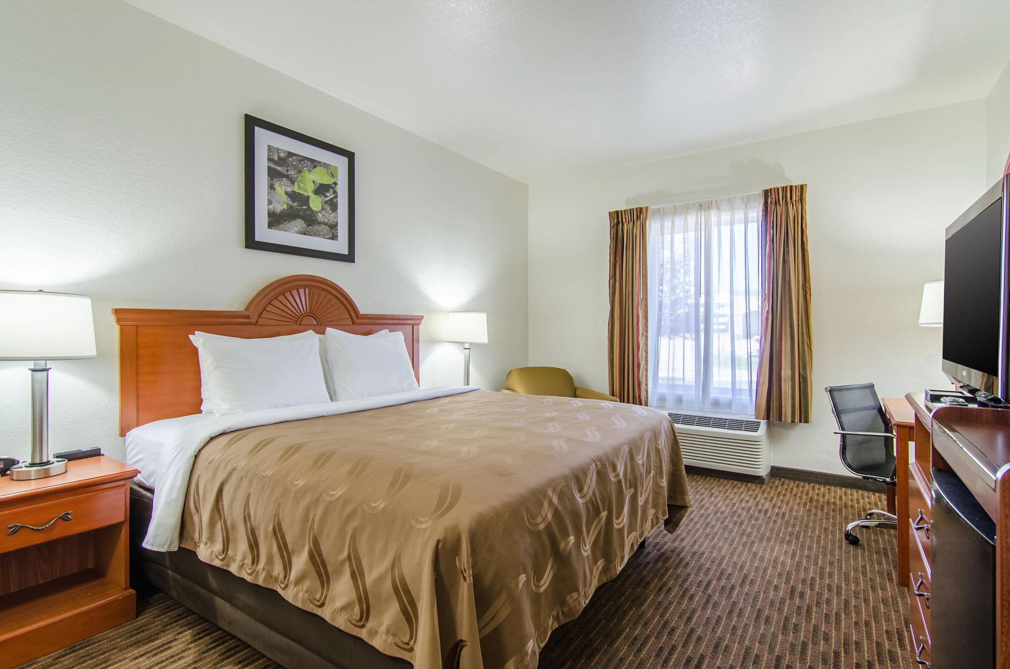 Quality Inn Junction City Near Fort Riley מראה חיצוני תמונה