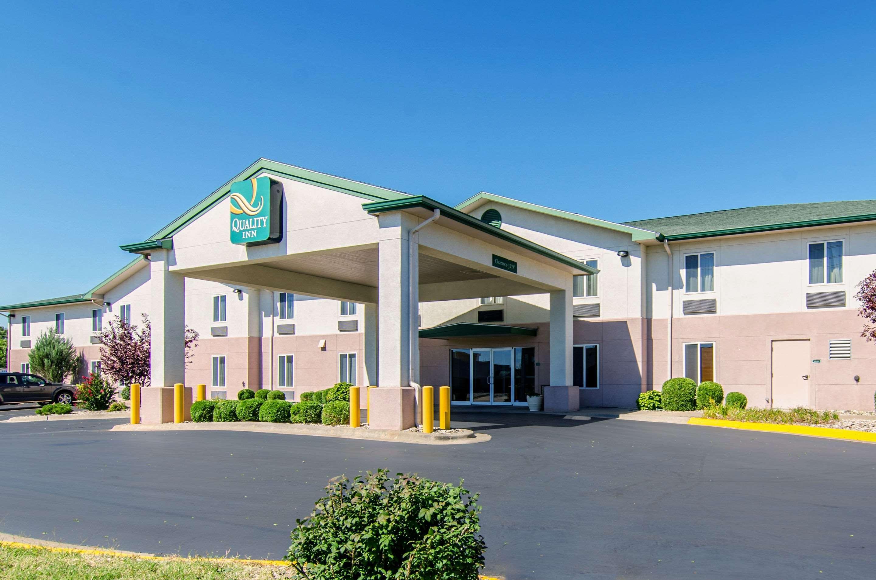 Quality Inn Junction City Near Fort Riley מראה חיצוני תמונה